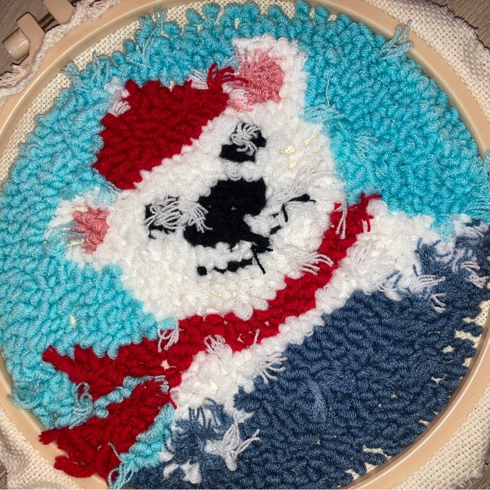 HANDMADE polar bear with red hat and scarf embroidery art - Picture 3 of 3